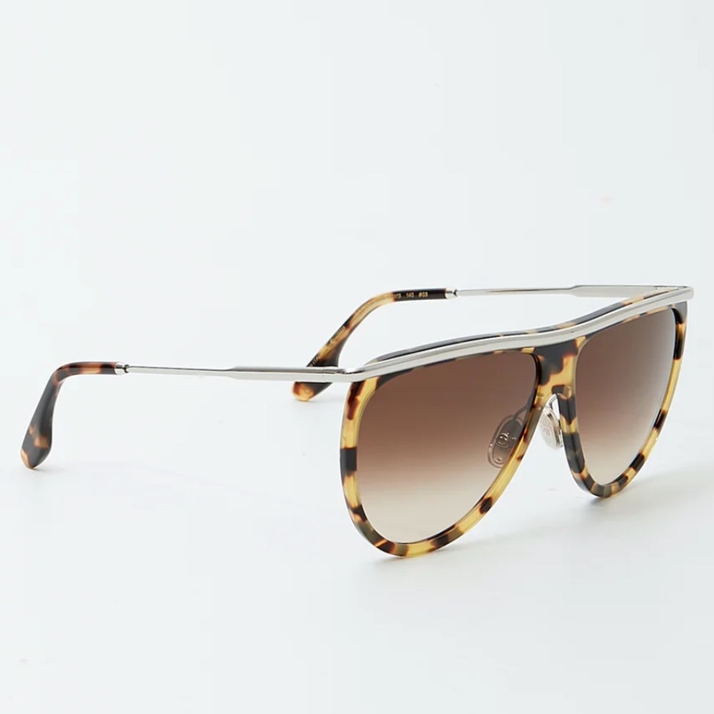 Victoria Beckham Sunglasses, New 195